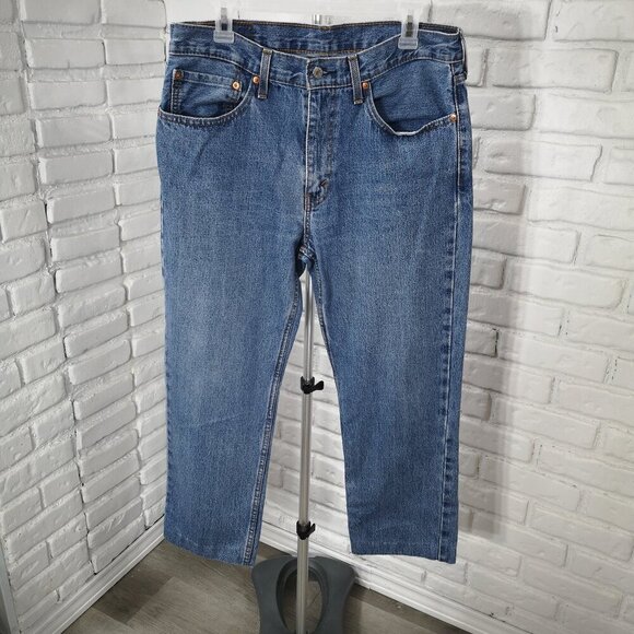 Levi's 516 Men's Size 34 Waist Medium Wash Straight Legs Jeans - Picture 1 of 13